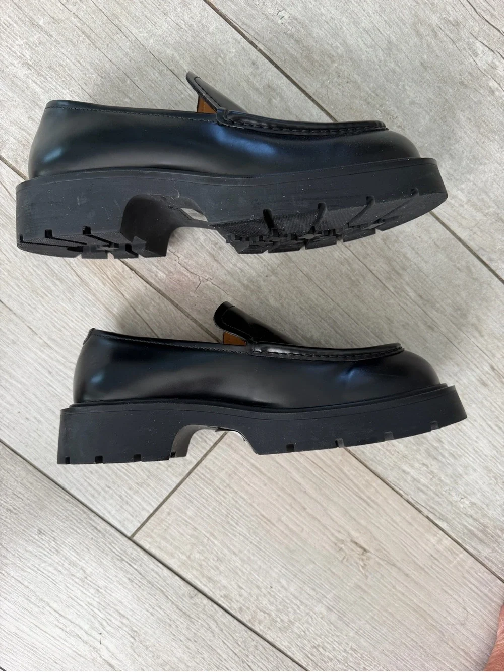 Sandro Paris H23 Square Loafers Black Leather Lug Sole EU 43 Men’s US 10